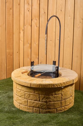 Kör bográcsozó, kerti grill, grillező, szalonnasütő